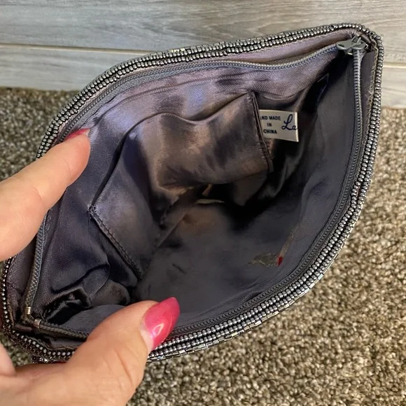 Vintage and stunning, La Regale hand beaded hand bag/clutch Blue Silver - Picture 8 of 9